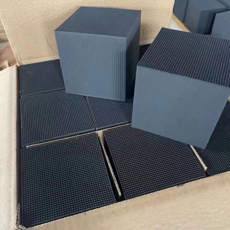 耐水蜂窝活性炭